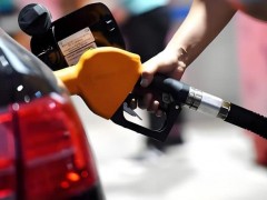 油价反弹背后的市场逻辑在经历数日下跌后，国际油价连续两天录得上涨，显示市场在供需与地缘政治交织下重新寻找平衡点。尽管反弹