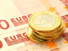 欧美：EURUSD欧元昨日亚市开盘后震荡下行，至收盘续创日内新低，日线报收大阴线，收盘位置触及前支撑区，下破后方可继续，结合4H来看，布林中轨略有拐头，MACD零轴附近运行，日内下方首要支撑1.1595，第二支撑1.1530-40，上方阻力1.1660,1.1705，保持在第一支撑上方短线有望回测第一阻力。