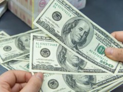 各位交易者好，今天是2025年8月25日（周一），以下是NAGM为您带来的每日市场评论。黄金在上周消息公布后，金价大幅上涨。明确的降息信号使黄金走强。MACD和RSI指标均显示出多头成交量和动能的增长。我们将继续预期未来几天将有进一步的买盘。白银白银价格大幅上扬，预计在未来几天将延续这种看涨动能。MACD和RSI也反映了这种积极情绪。因此，我们将继续在本周寻找更多买入机会。